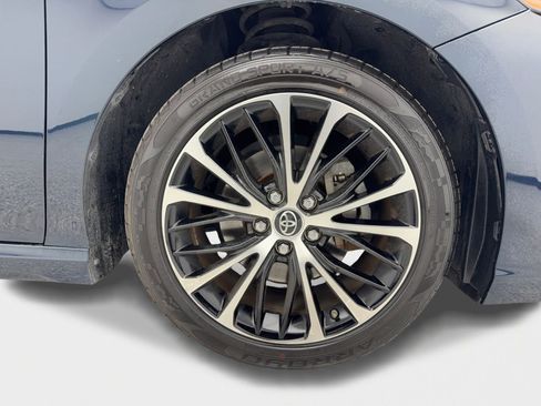 Used 2018 Toyota Camry SE image 46