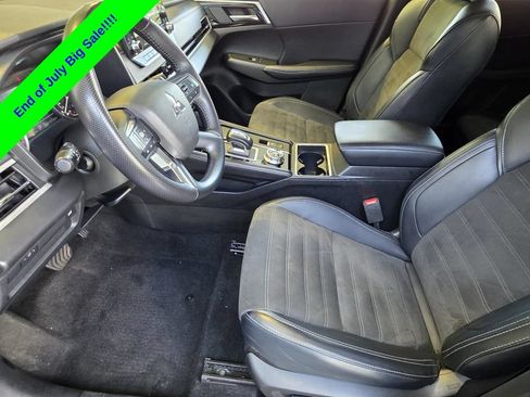 Used 2024 Mitsubishi Outlander SE Black Edition AWD/4WD image 8