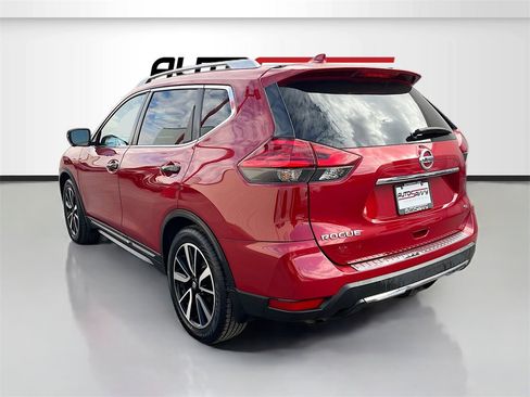Used 2017 Nissan Rogue SL w/ SL Premium Package image 5