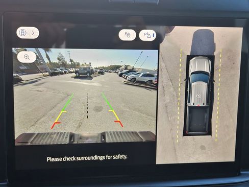 New 2026 Ford F350 Platinum w/ FX4 Off-Road Package image 18