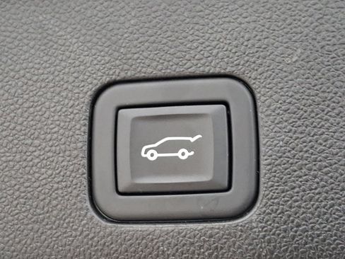 Used 2023 Chevrolet Tahoe RST w/ Luxury Package image 30