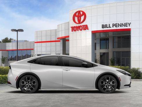 New 2027 Toyota Prius Limited w/ Limited Premium Package FWD image 12