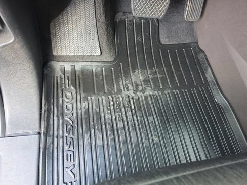 Certified 2019 Honda Odyssey EX image 16