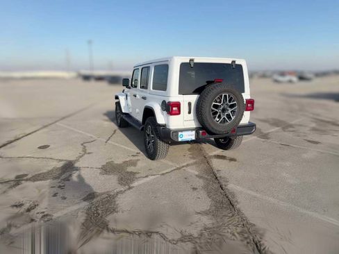New 2026 Jeep Wrangler Sahara image 9