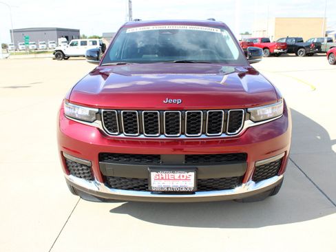 Used 2021 Jeep Grand Cherokee L Limited AWD/4WD image 10