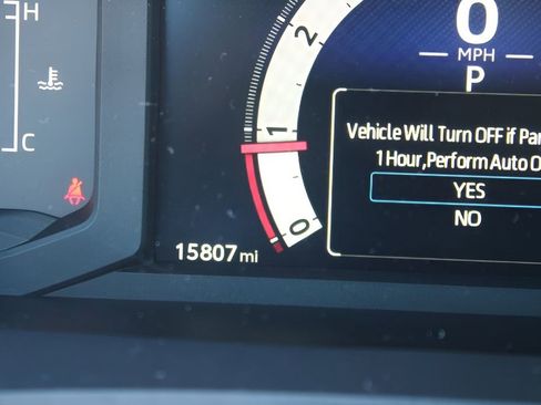 Used 2025 Toyota Tacoma SR5 AWD/4WD image 11
