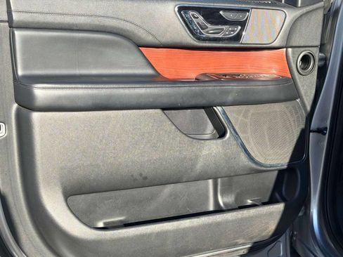 Used 2021 Lincoln Navigator L Reserve RWD image 24