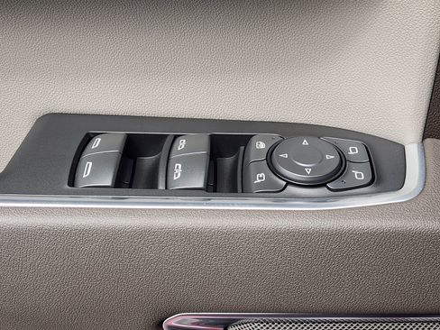 New 2026 GMC Sierra 1500 SLT w/ SLT Convenience Package AWD/4WD image 29