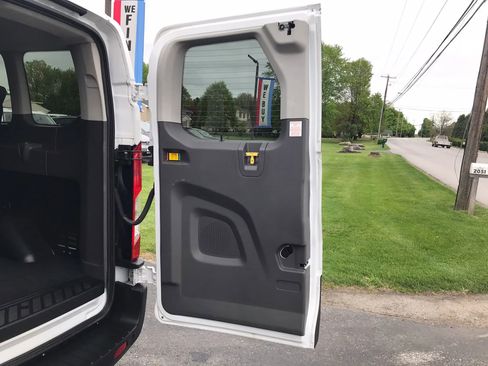 Used 2023 Ford Transit 350 XL RWD image 33