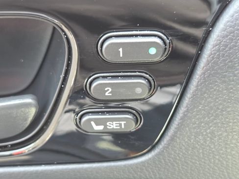 New 2026 Honda Odyssey Touring image 19