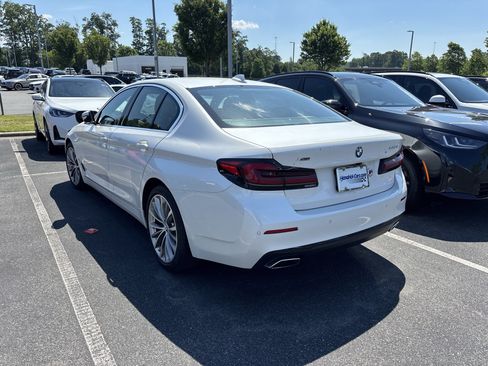 Certified 2023 BMW 530i xDrive w/ Premium Package AWD/4WD image 18