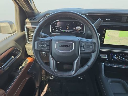 Used 2025 GMC Sierra 2500 Denali Ultimate AWD/4WD image 9