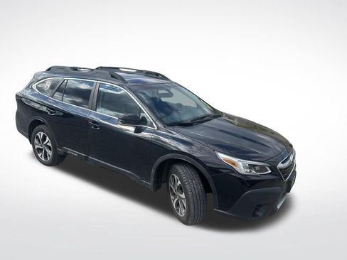 Used 2020 Subaru Outback Limited AWD/4WD image 3