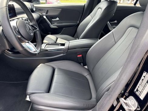 Used 2025 Mercedes-Benz CLA 250 4MATIC image 16