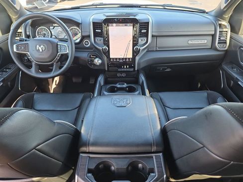 Used 2025 RAM 1500 Laramie image 17