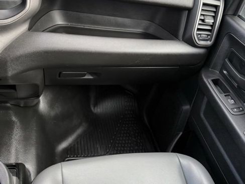 Used 2022 RAM 3500 Tradesman w/ Chrome Appearance Group image 28