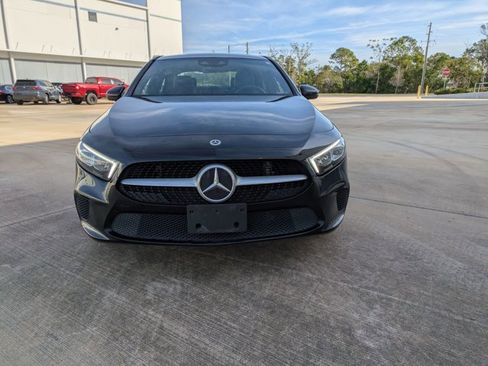 Used 2019 Mercedes-Benz A 220 4MATIC image 2