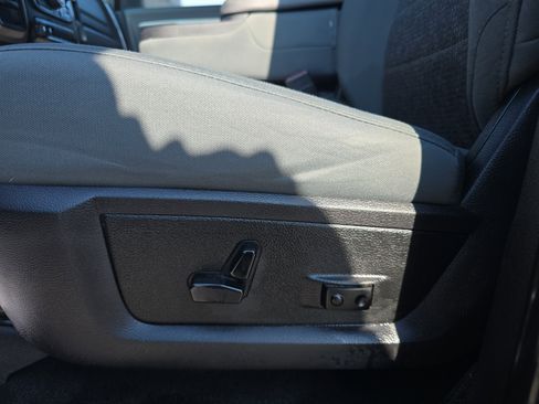 Used 2017 RAM 2500 SLT w/ Snow Chief Group image 14