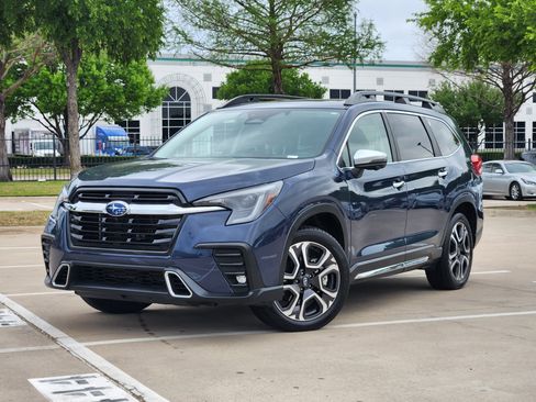 Used 2023 Subaru Ascent Touring image 1