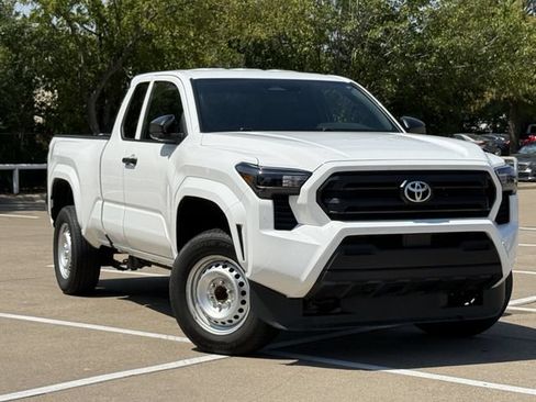 Used 2025 Toyota Tacoma SR RWD image 2