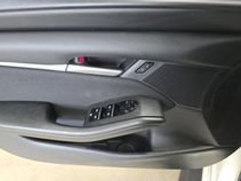 Used 2025 MAZDA MAZDA3 s FWD image 22