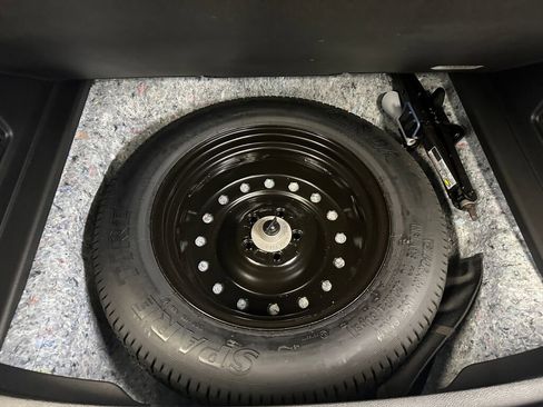 Used 2025 Honda CR-V LX image 20