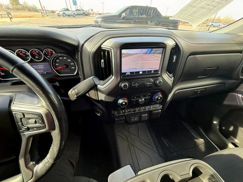 Used 2020 Chevrolet Silverado 1500 LT w/ Texas Edition image 14