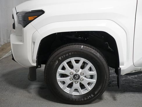 Used 2024 Toyota Tacoma SR5 image 5