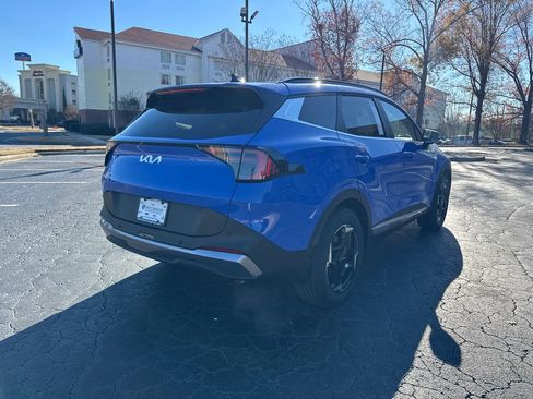 New 2026 Kia Sportage EX w/ EX Panorama Roof Package image 3