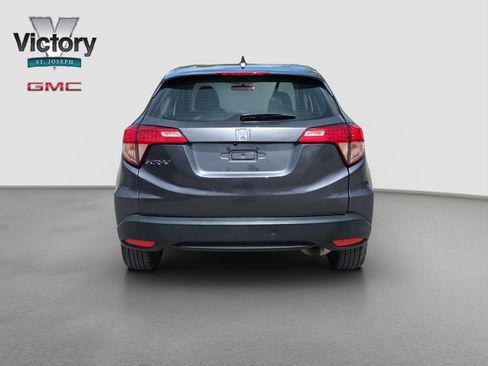 Used 2018 Honda HR-V LX image 16