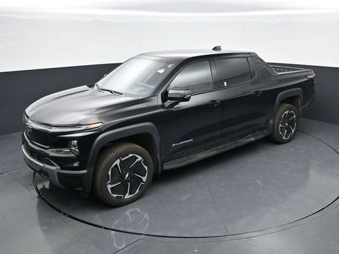 New 2026 Chevrolet Silverado EV LT AWD/4WD image 35