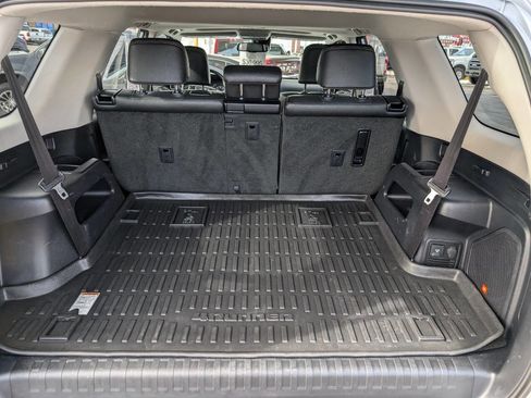 Used 2021 Toyota 4Runner Limited AWD/4WD image 14