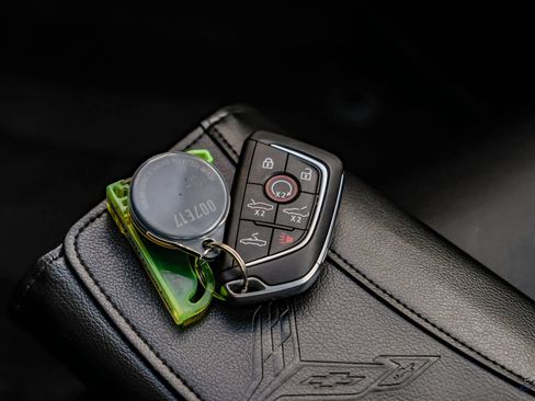 Used 2024 Chevrolet Corvette Z06 w/ Z07 Performance Package RWD image 88