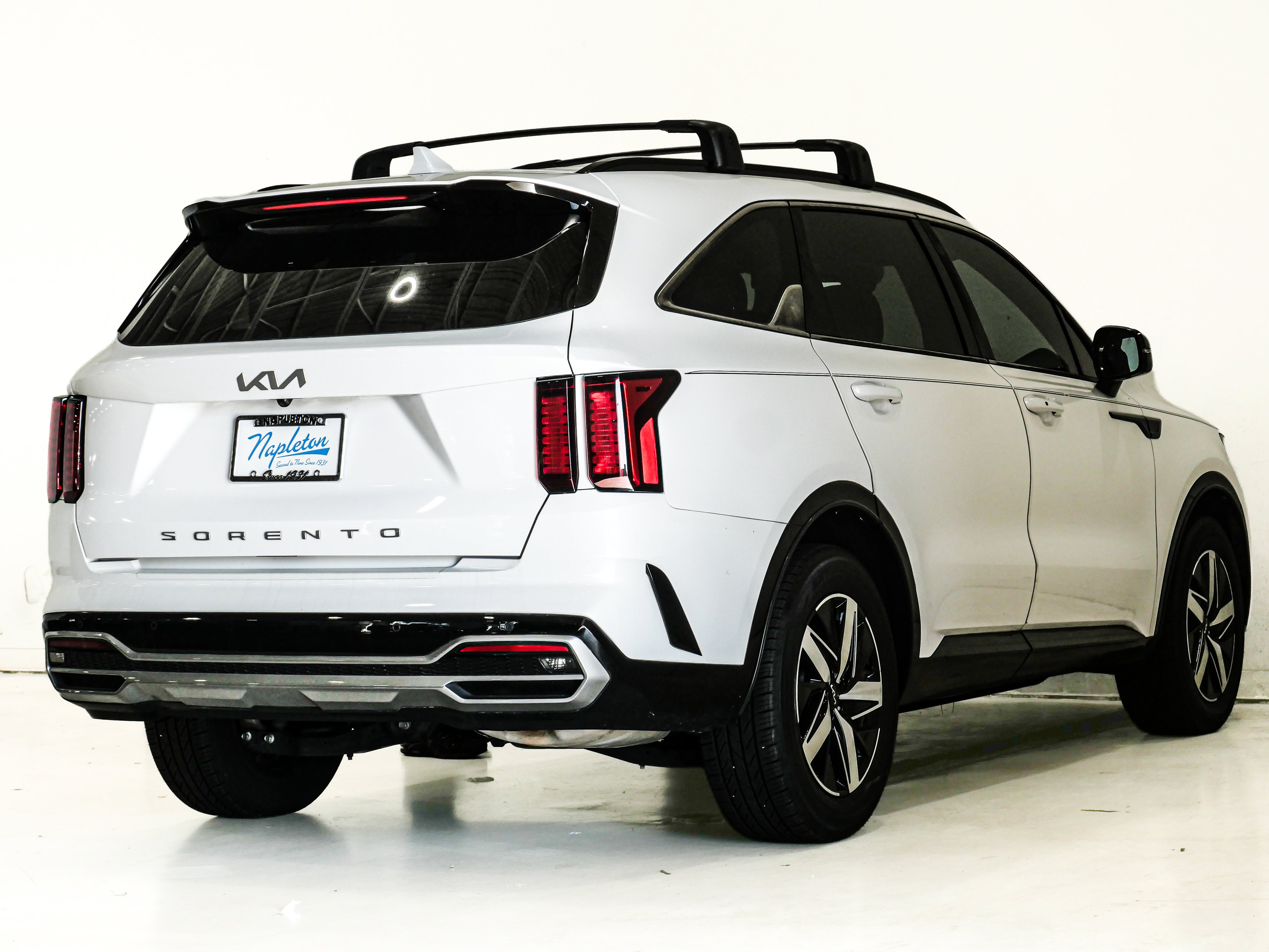 Used 2022 Kia Sorento S FWD image 6
