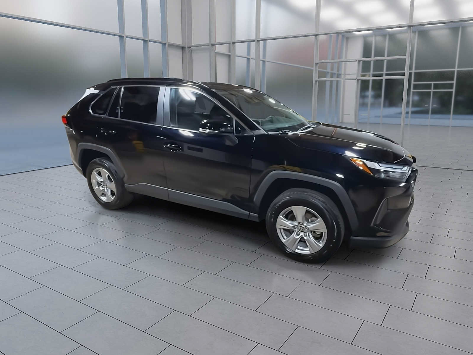 Certified 2025 Toyota RAV4 XLE AWD/4WD image 2