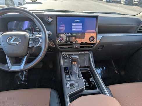 Certified 2025 Lexus GX 550 550 Premium 4WD image 21