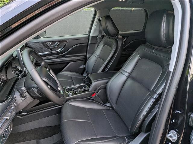 Certified 2022 Lincoln Corsair AWD w/ Equipment Group 101A image 28