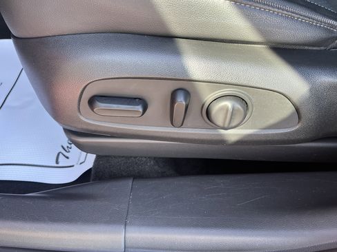 Used 2020 Buick Encore GX Preferred w/ Cold Weather Comfort Package image 10