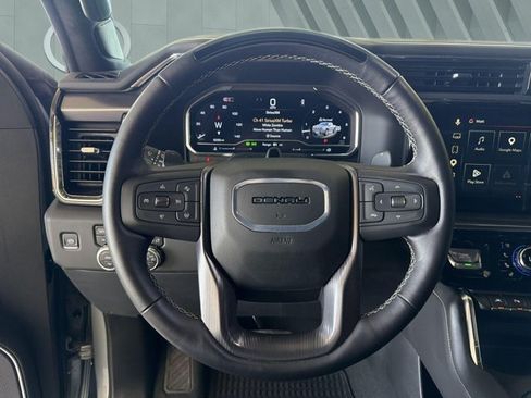 Used 2025 GMC Sierra 1500 Denali Ultimate AWD/4WD image 14