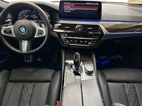Used 2023 BMW 540i 540i w/ M Sport Package image 28
