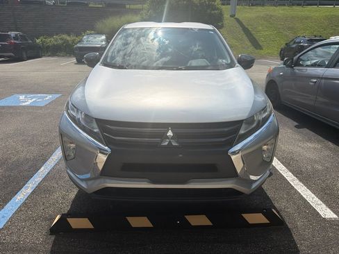 Used 2018 Mitsubishi Eclipse Cross LE AWD/4WD image 2