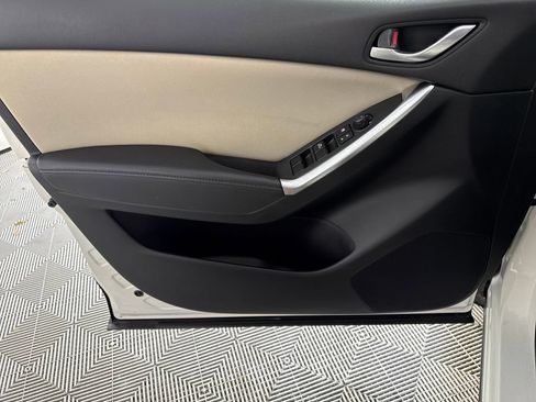 Used 2016 MAZDA CX-5 Touring image 10