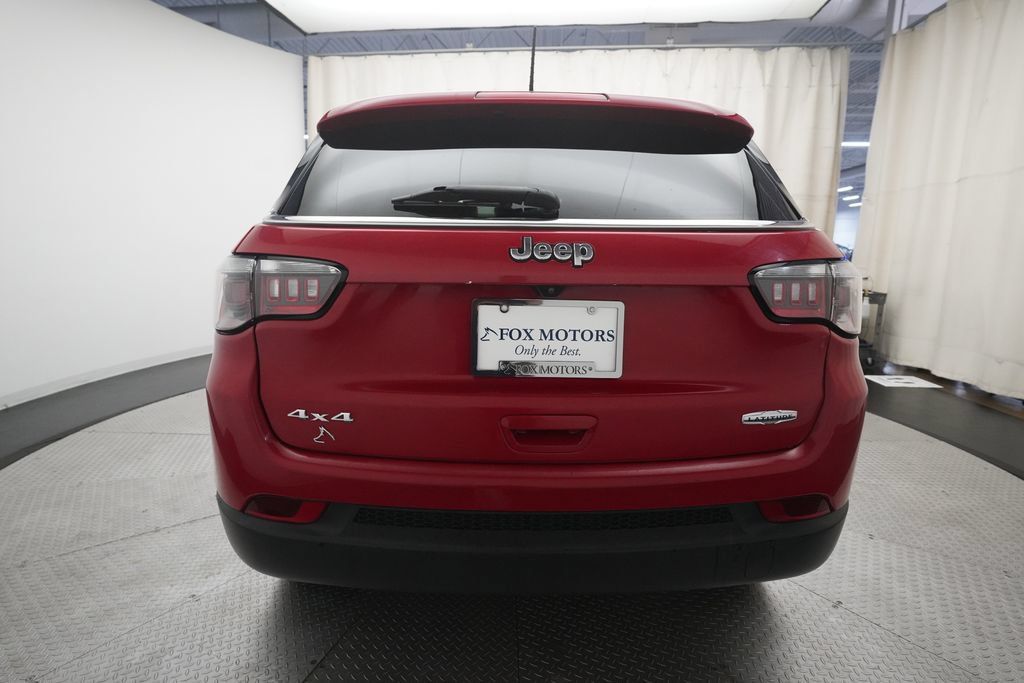 Used 2024 Jeep Compass Latitude AWD/4WD image 25