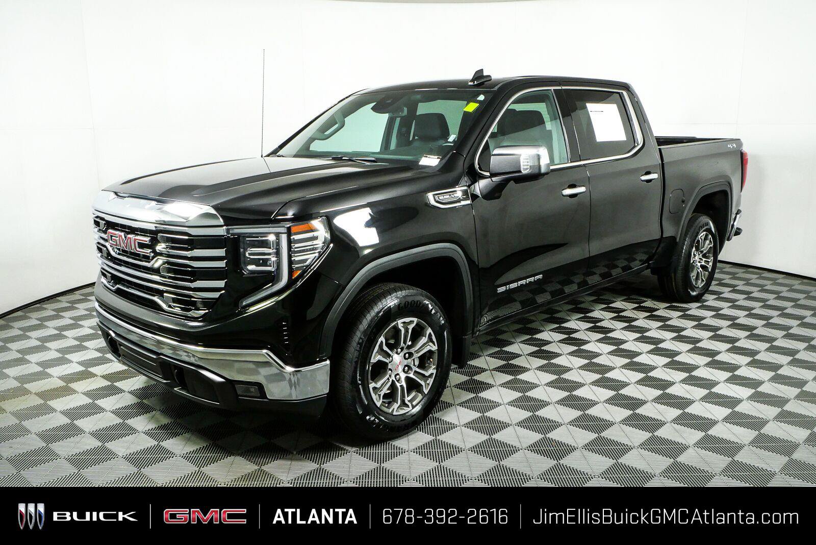 Used 2026 GMC Sierra 1500 SLT AWD/4WD image 24