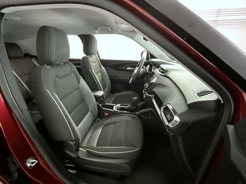 Certified 2023 Chevrolet TrailBlazer LT w/ Convenience Package FWD image 15