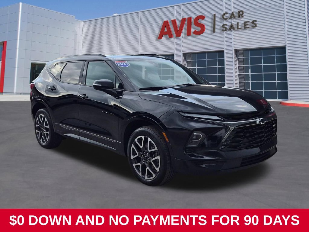 Used 2025 Chevrolet Blazer RS FWD image 3