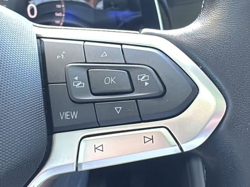Used 2023 Volkswagen Jetta SE FWD image 13