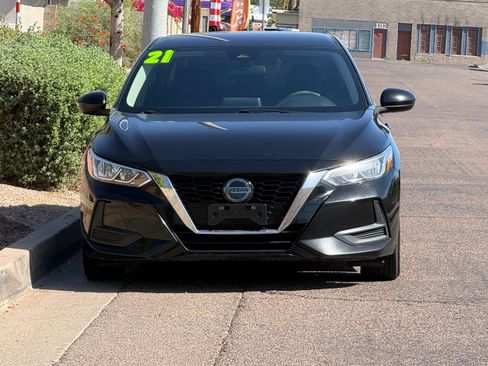 Used 2021 Nissan Sentra SV FWD image 2