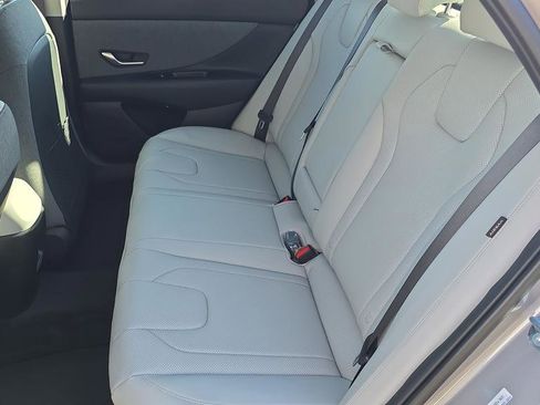 New 2026 Hyundai Elantra Limited FWD image 28