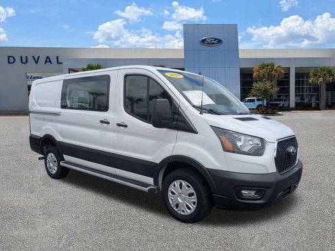 Used 2025 Ford Transit 250 Low Roof w/ Exterior Upgrade Package RWD image 2